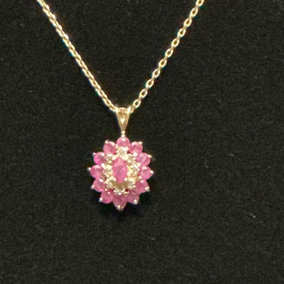 Jewelry - Elegant Rubies and Diamonds on Gold Necklace